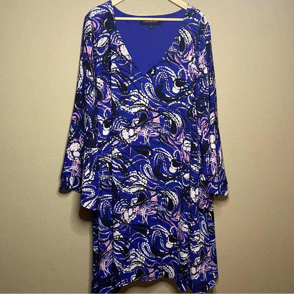 Lane Bryant Outlet Shift Dress Size 26 Blue Pink Print Long Flare Sleeve Church